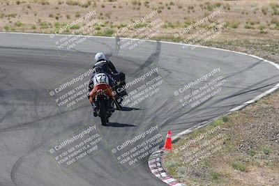 media/Apr-20-2025-AHRMA (Sun) [[393a79c373]]/Race/Group 2/Turn 4b/